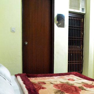 Hotel Lucky Palace, Agra 3